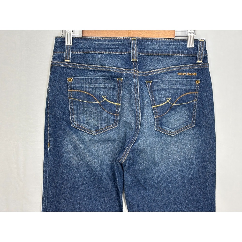 DKNY Soho Bootcut Jeans Womens 6R Blue Denim Dark Wash Whisker Classic 33 Inseam